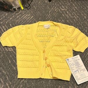 Easter NWT Freshman 1996 Soft Yellow Knit Top
